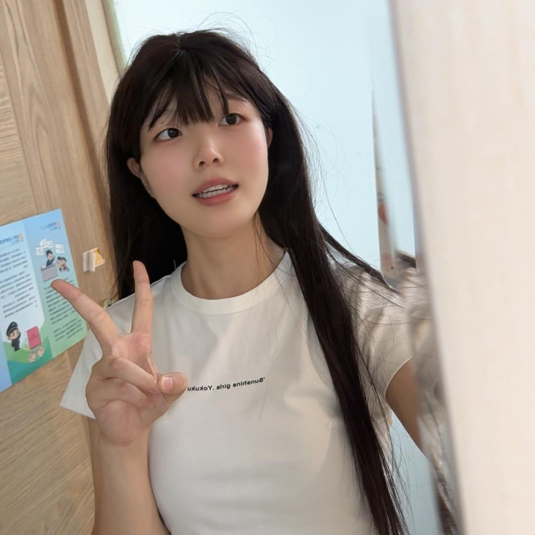 小黄不会倒下（黄佩艳）
