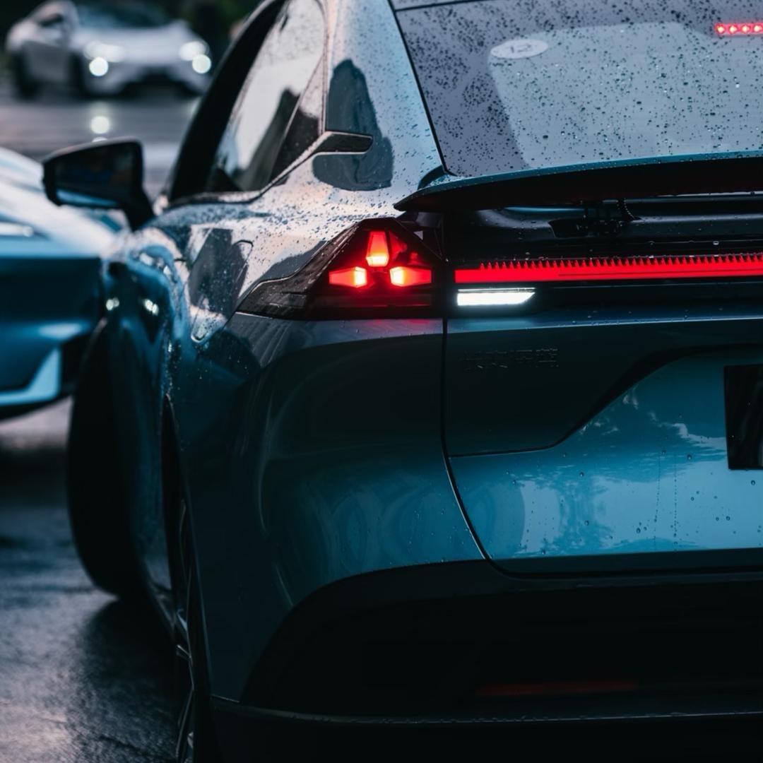 深篮新媒体-市场总监