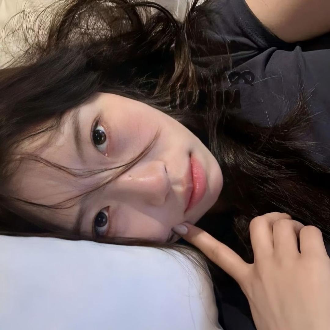 莹仔ooo