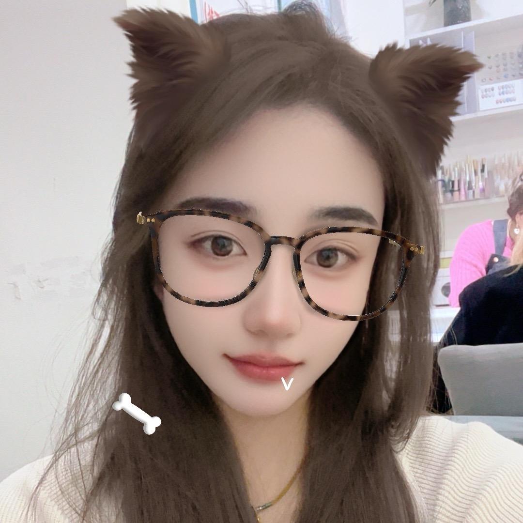 盈美阁美甲师小琴