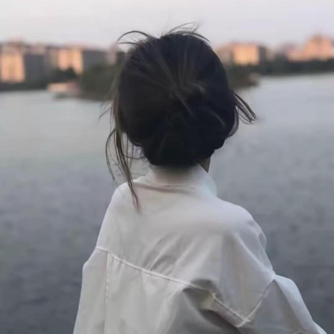 茉茉吖