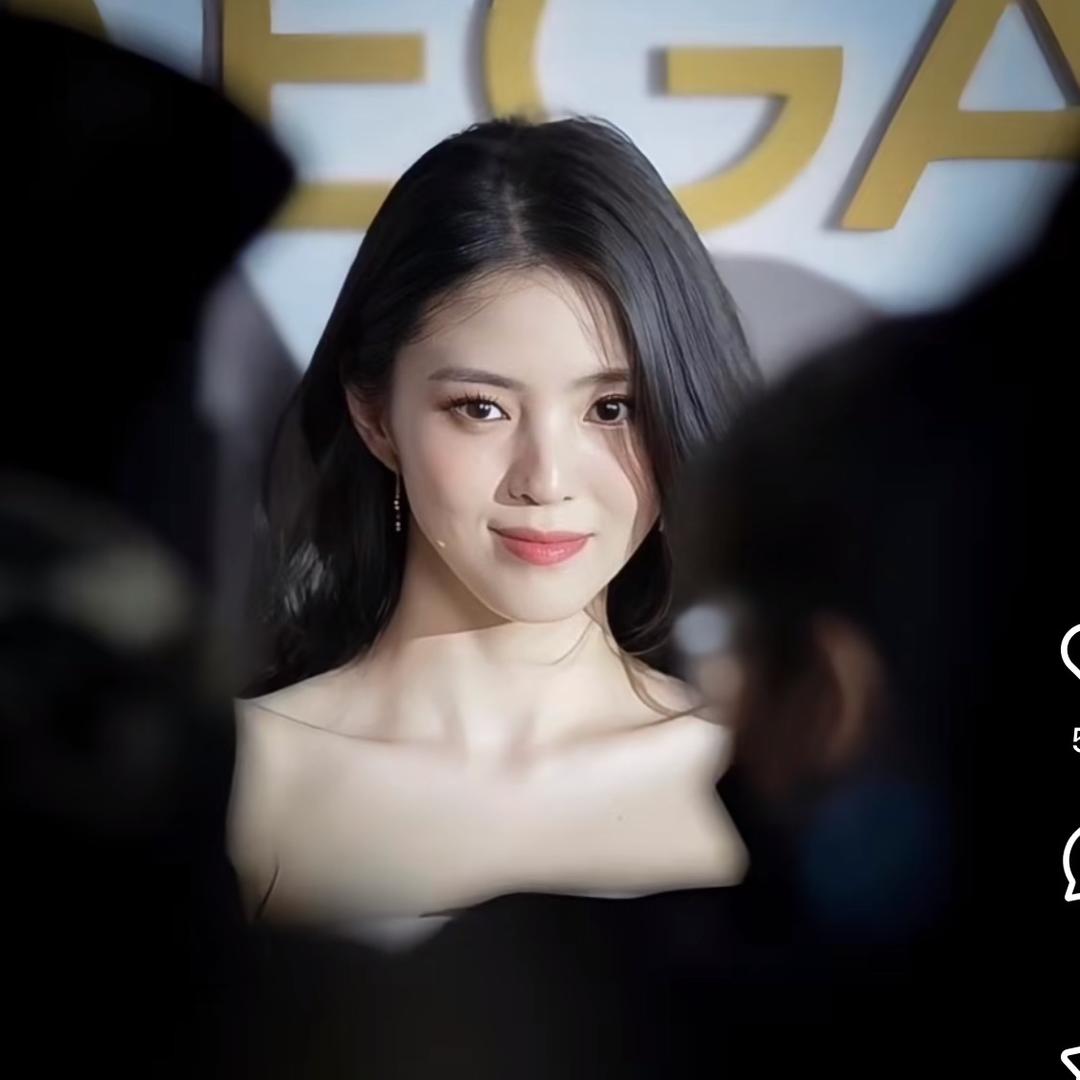 娜娜👉🏻橱窗有好看衣服