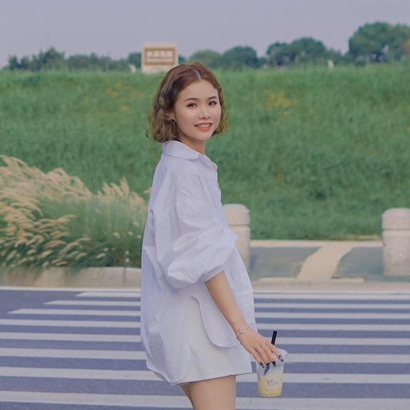 小小英子（美甲师）