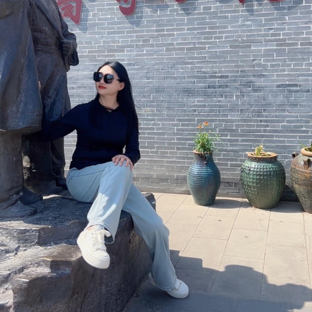 涞源娅格服装店