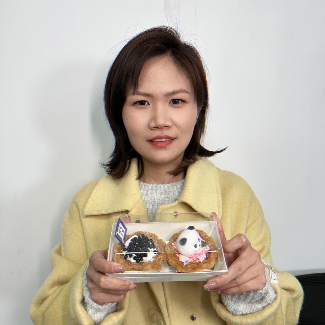 吴姐的可颂蛋挞摊摊