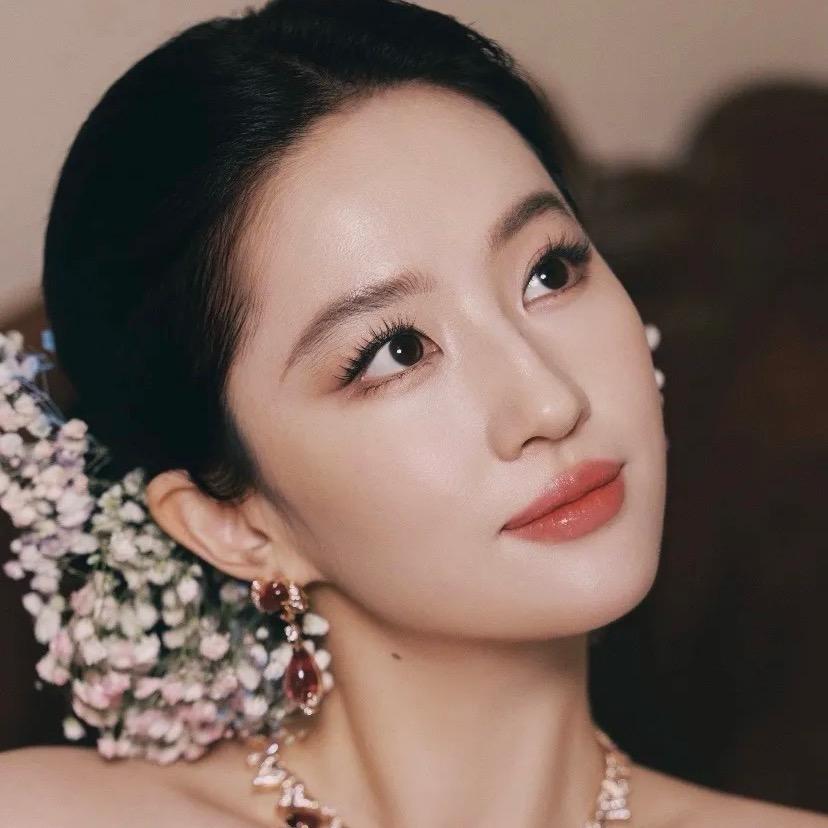 爱吃火锅的宫熙嘉宝