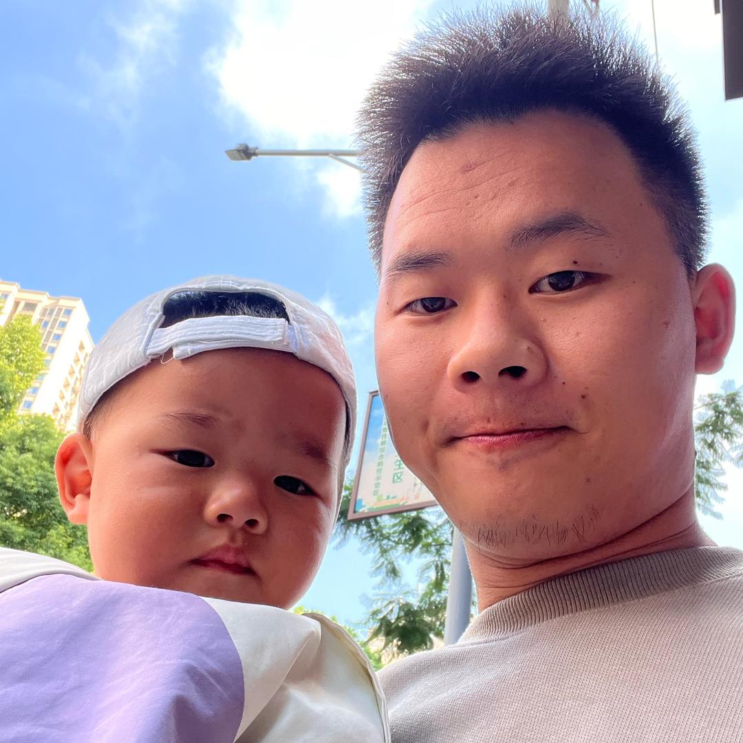 @子淏(全能单身奶爸）