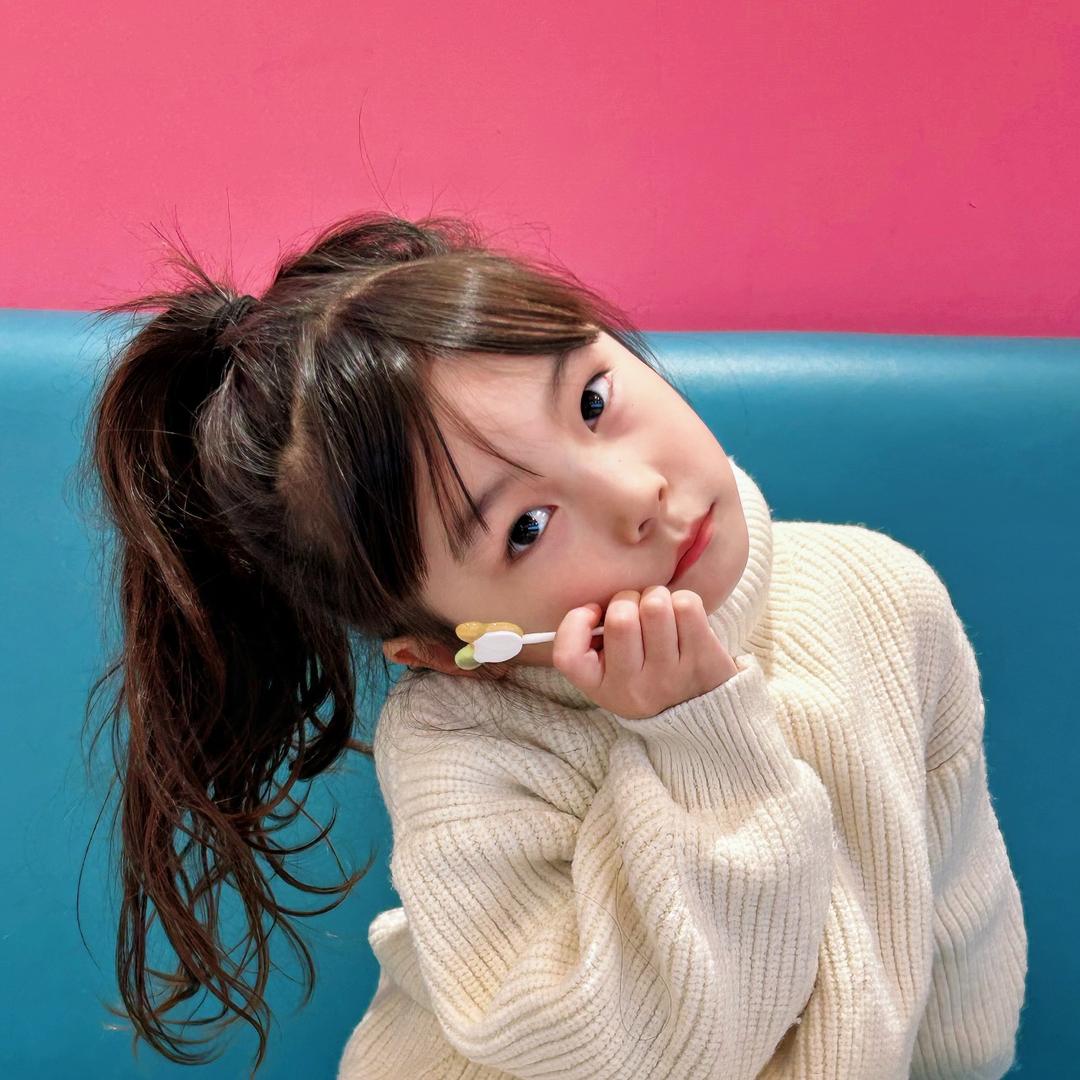 两个饭渣的妈妈