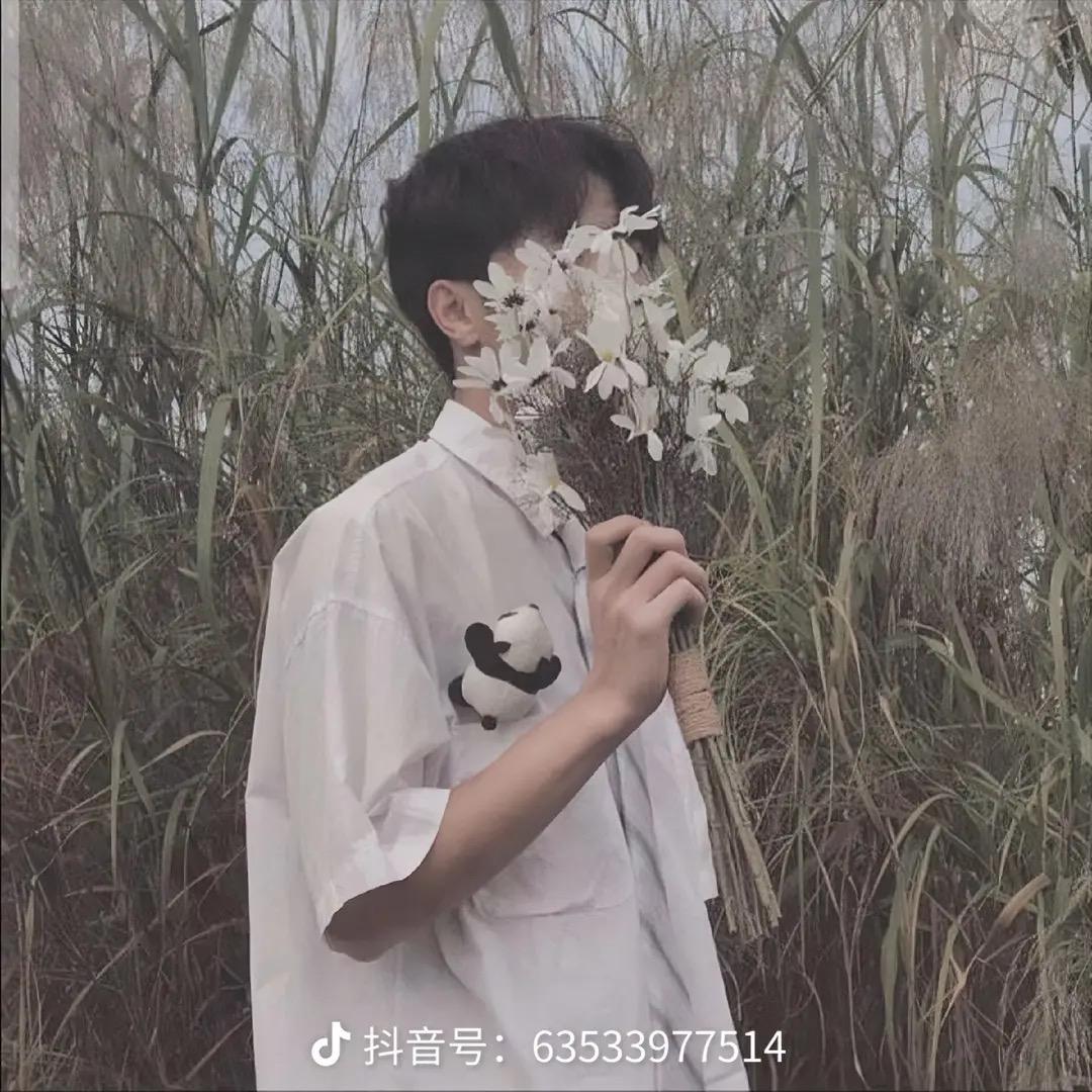 李别皱眉