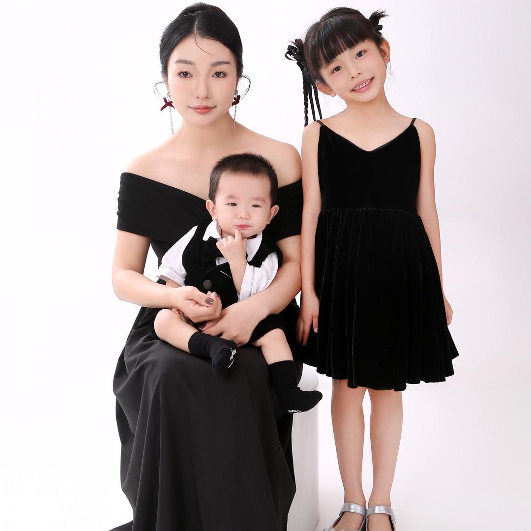 佩佩妈妈 （二胎养娃版）