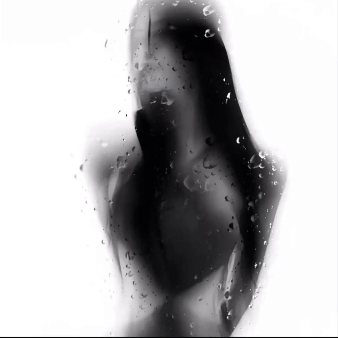 CC-.