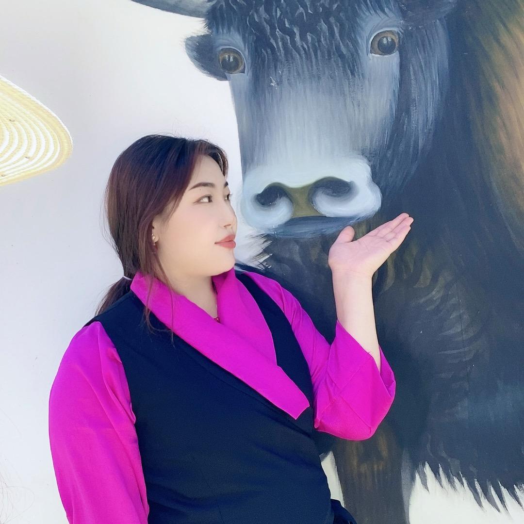 甘孜达雍藏装店批发零售