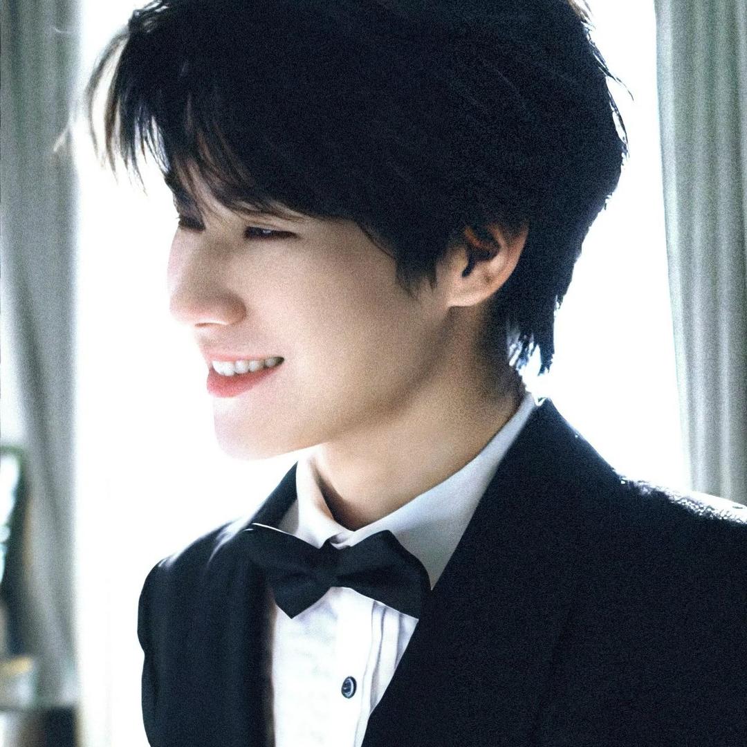 小圆月🦋💚