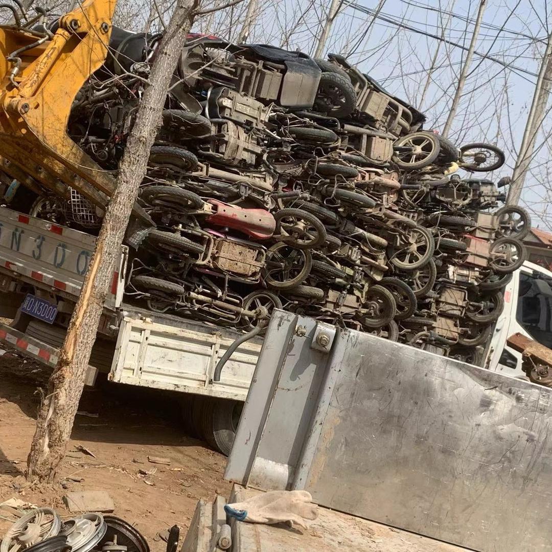 骑着蜗牛收旧车