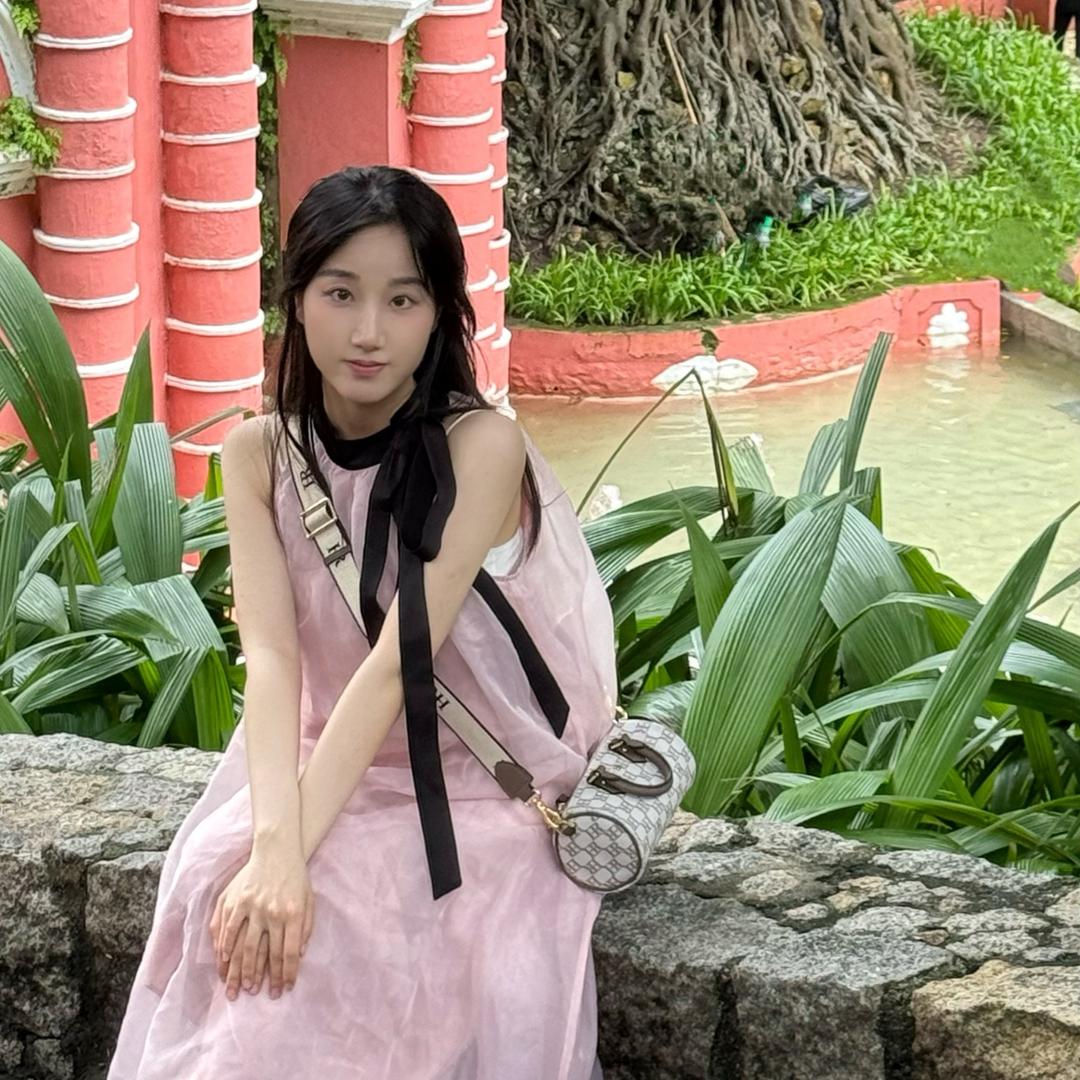 永远大一的老学姐