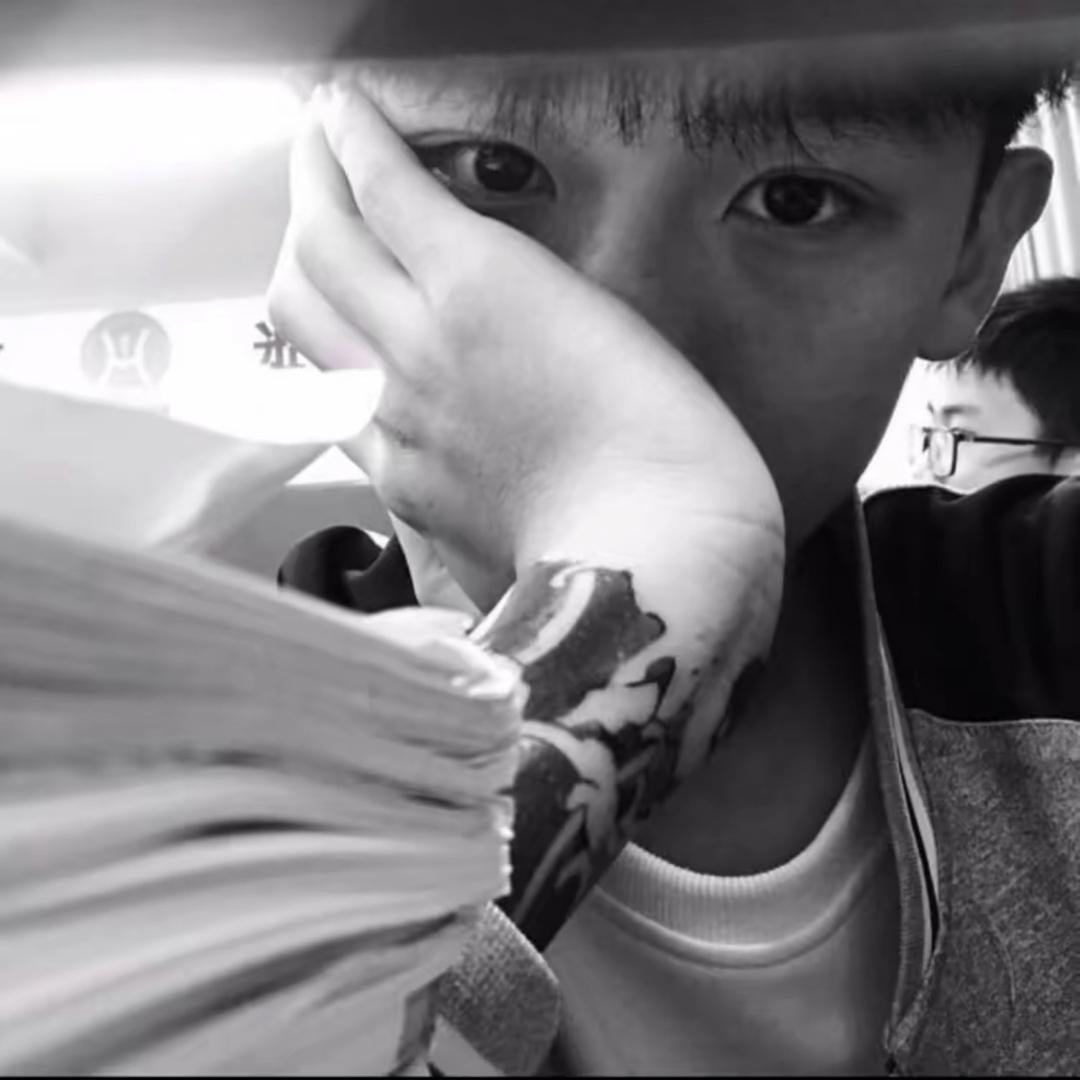 我也叫王鹤棣🎒