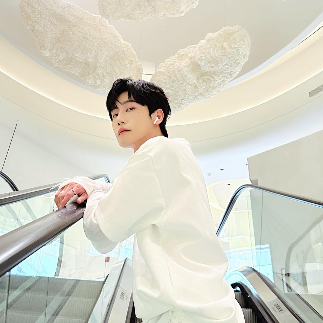 李小ddddd