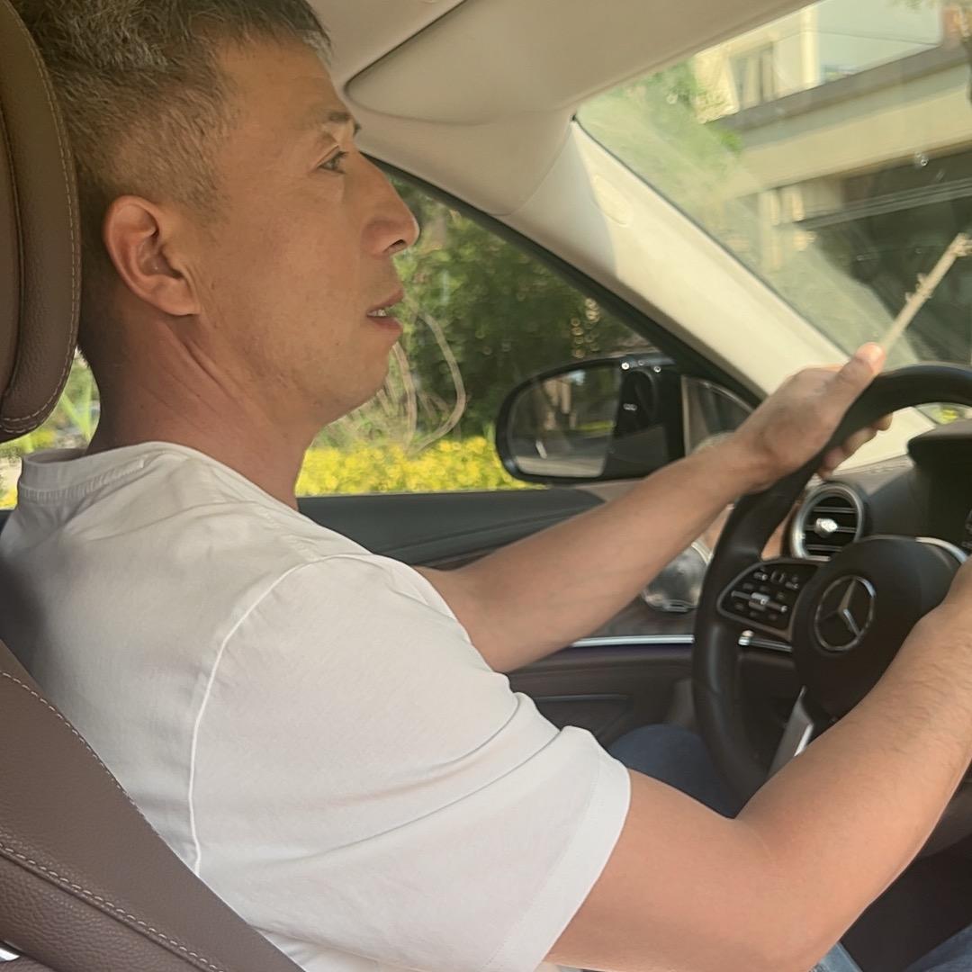 龙哥《君行天下》