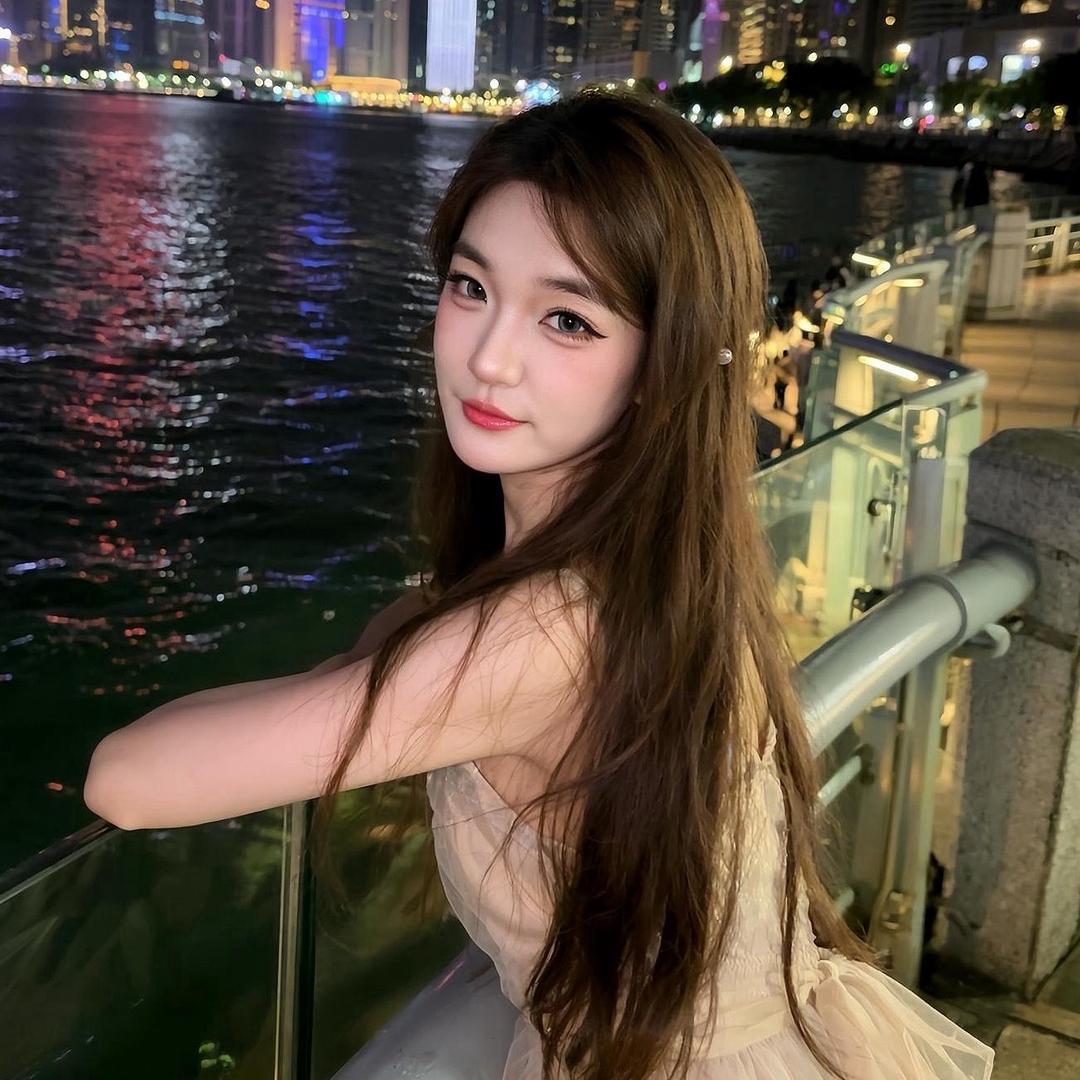 叫我懒洋洋(测评祛痘精华版)