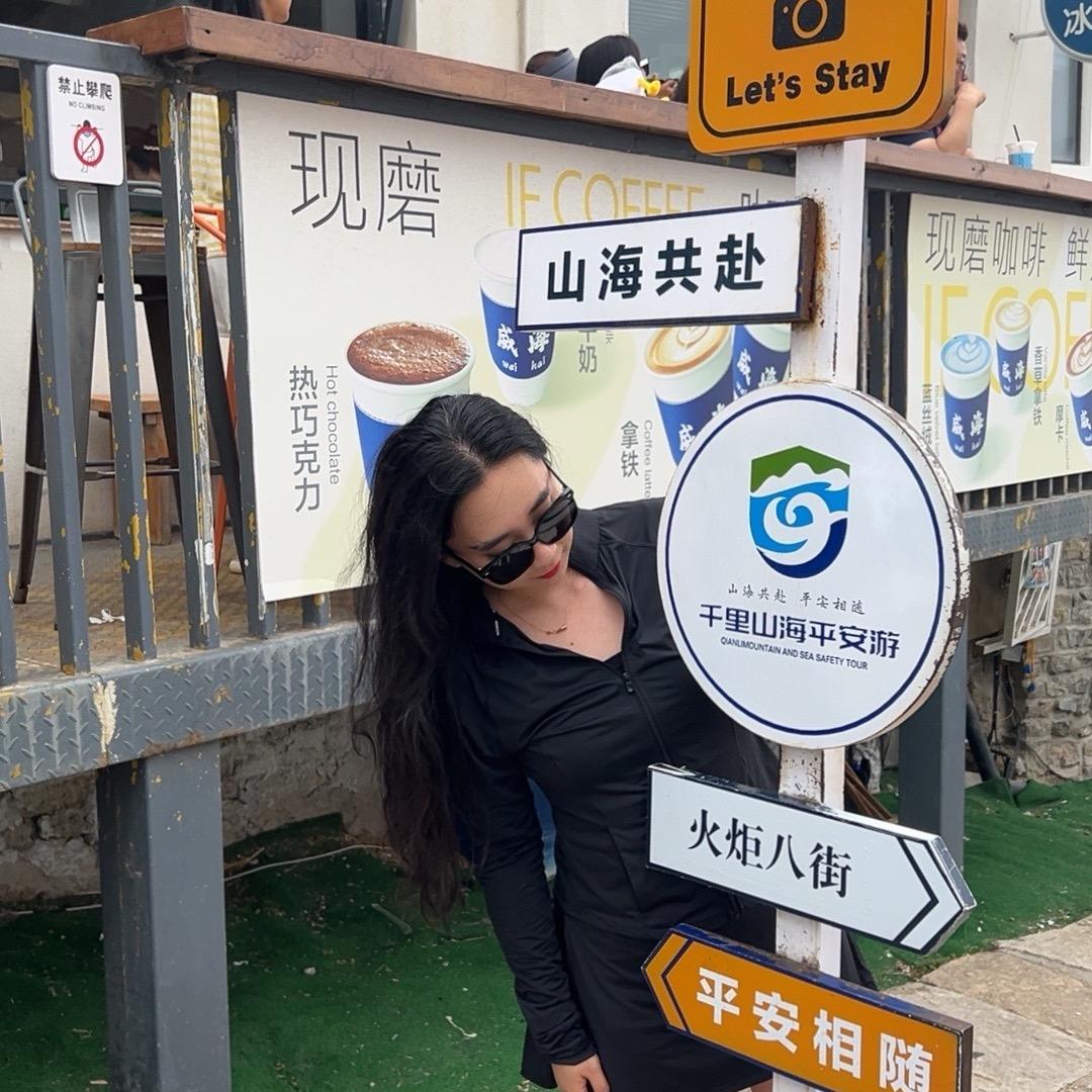 ღ  懒狐狸. 🌻