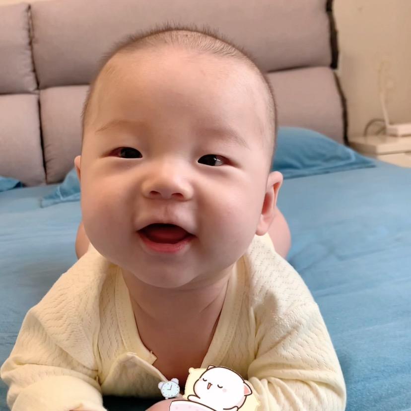 乾多多小朋友