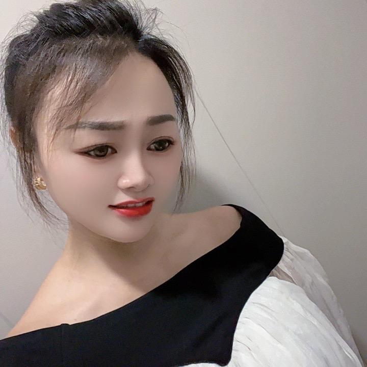 ℋღ᭄半颗糖🍒᭄💞࿐