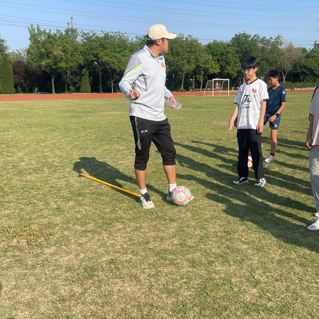 胶州正义足球—肖教练