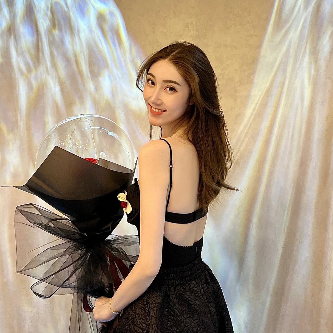 衣小婷子