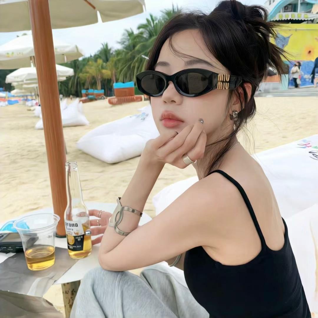 丽g.