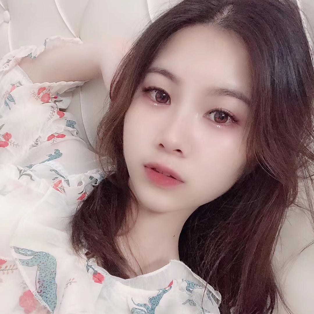 瑞丽超爱吃🙊