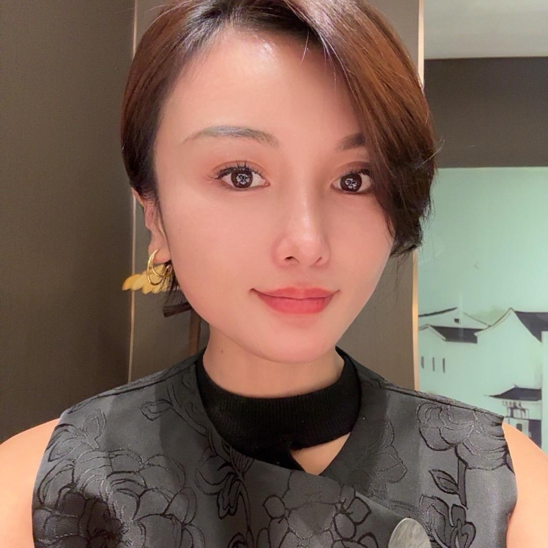 爱丽丝娟