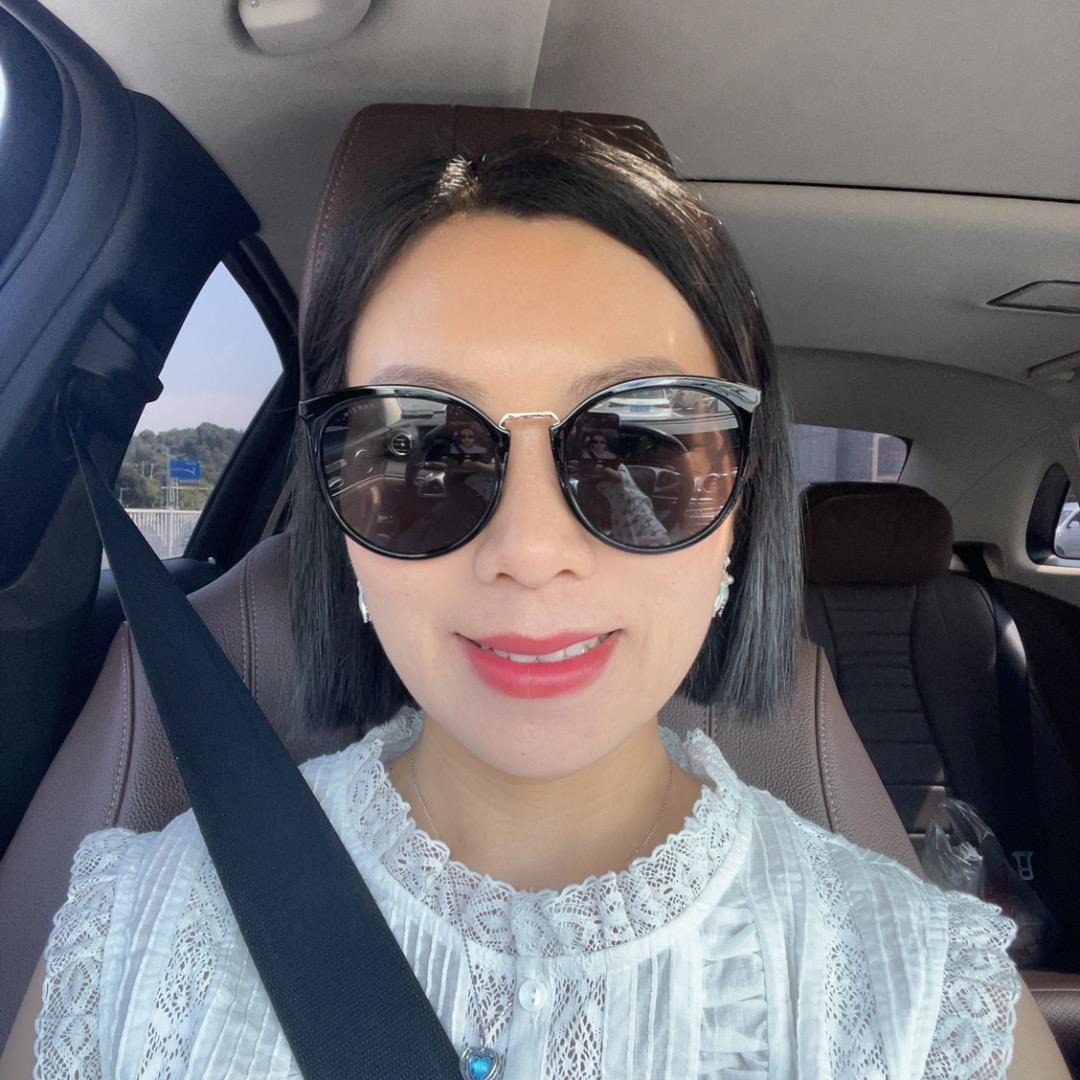 吴校长女儿呀