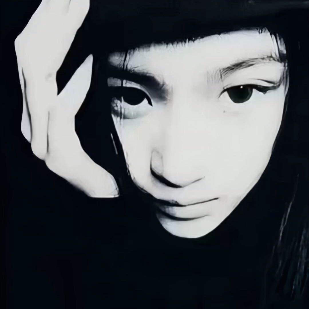 你他妈少跟我唧唧