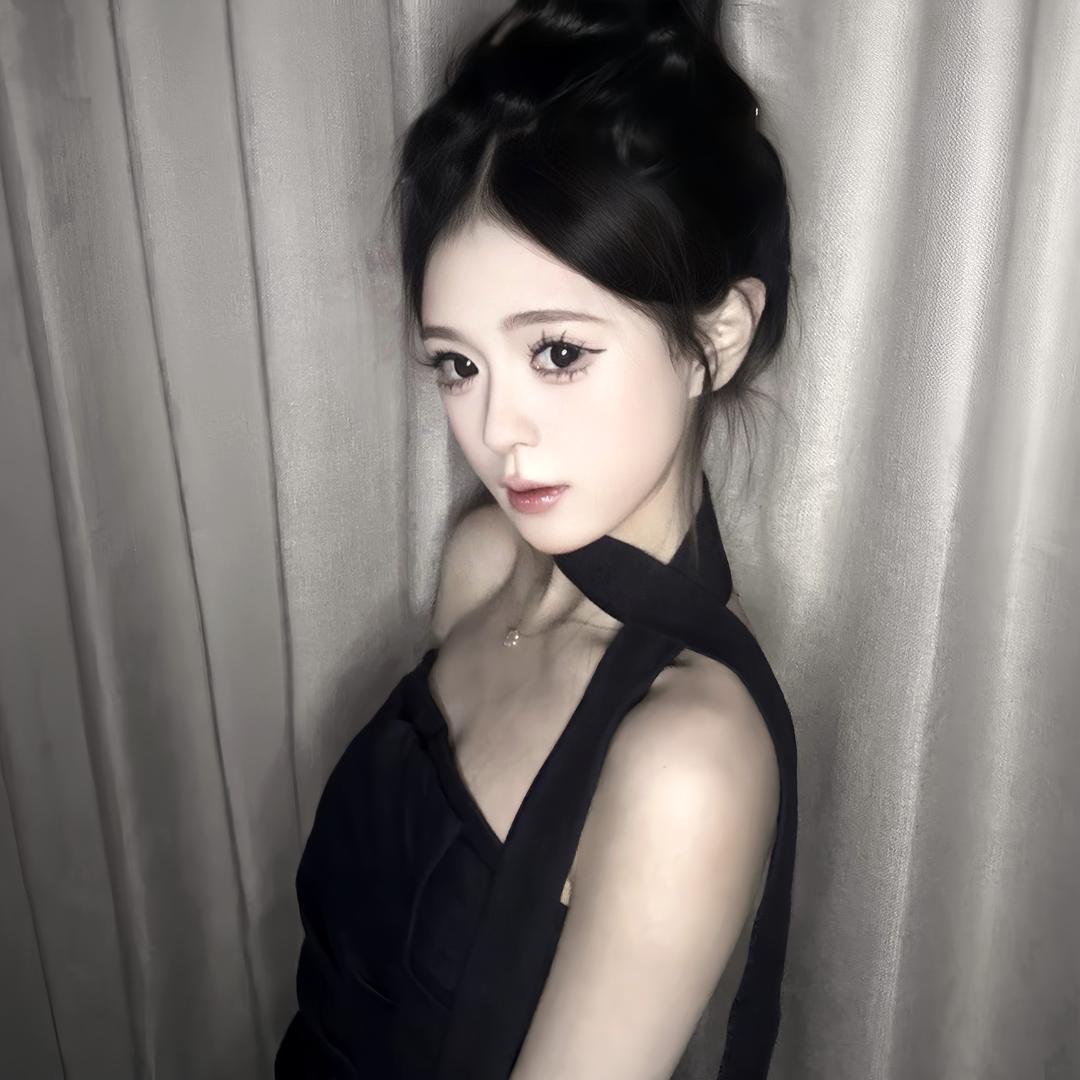小紫妍^