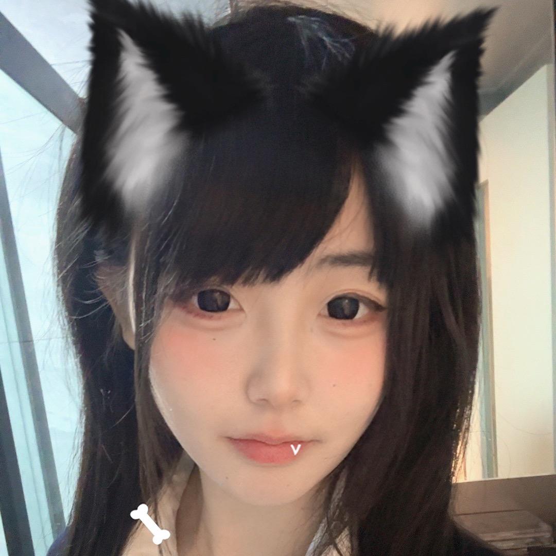 潇潇吃香菜