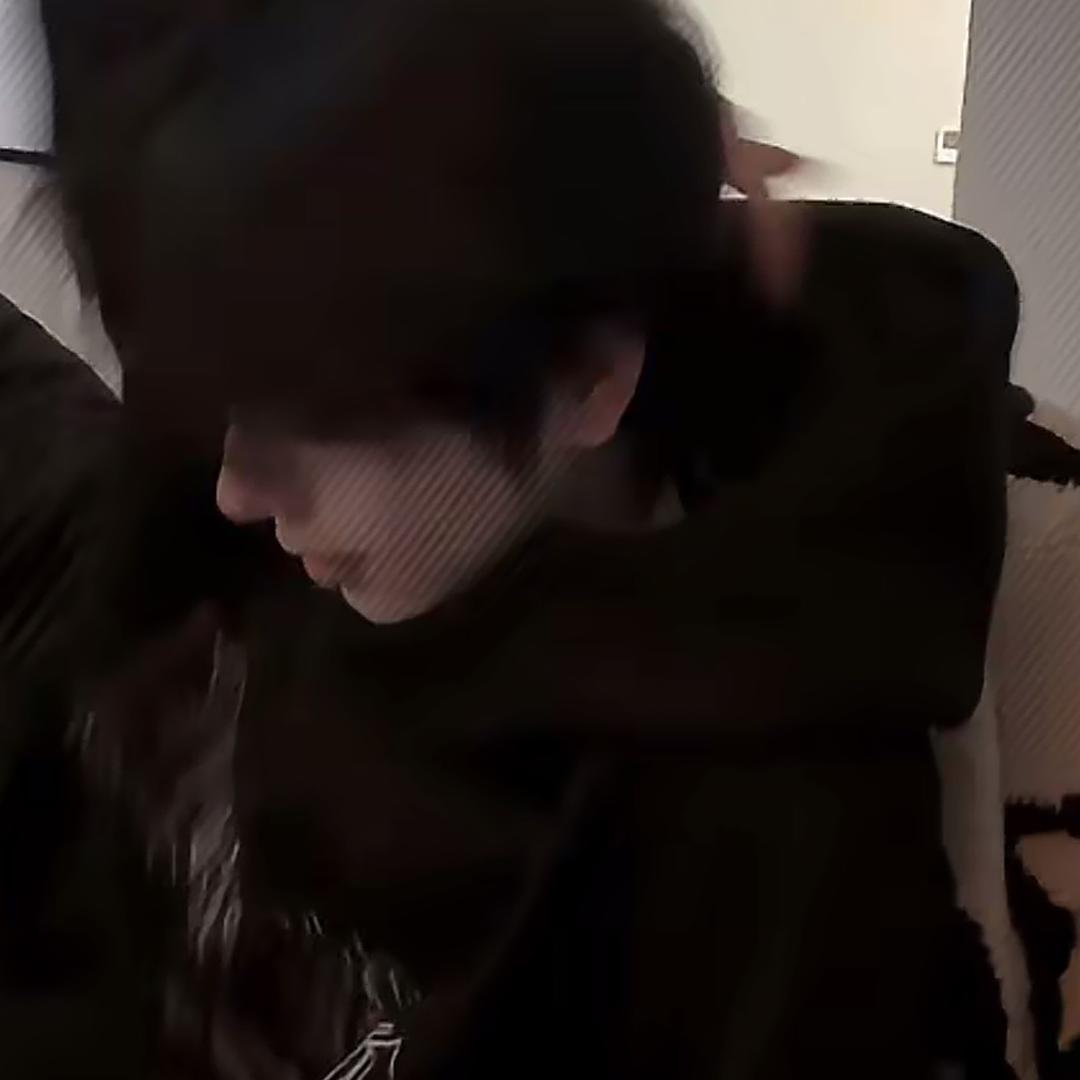 L明