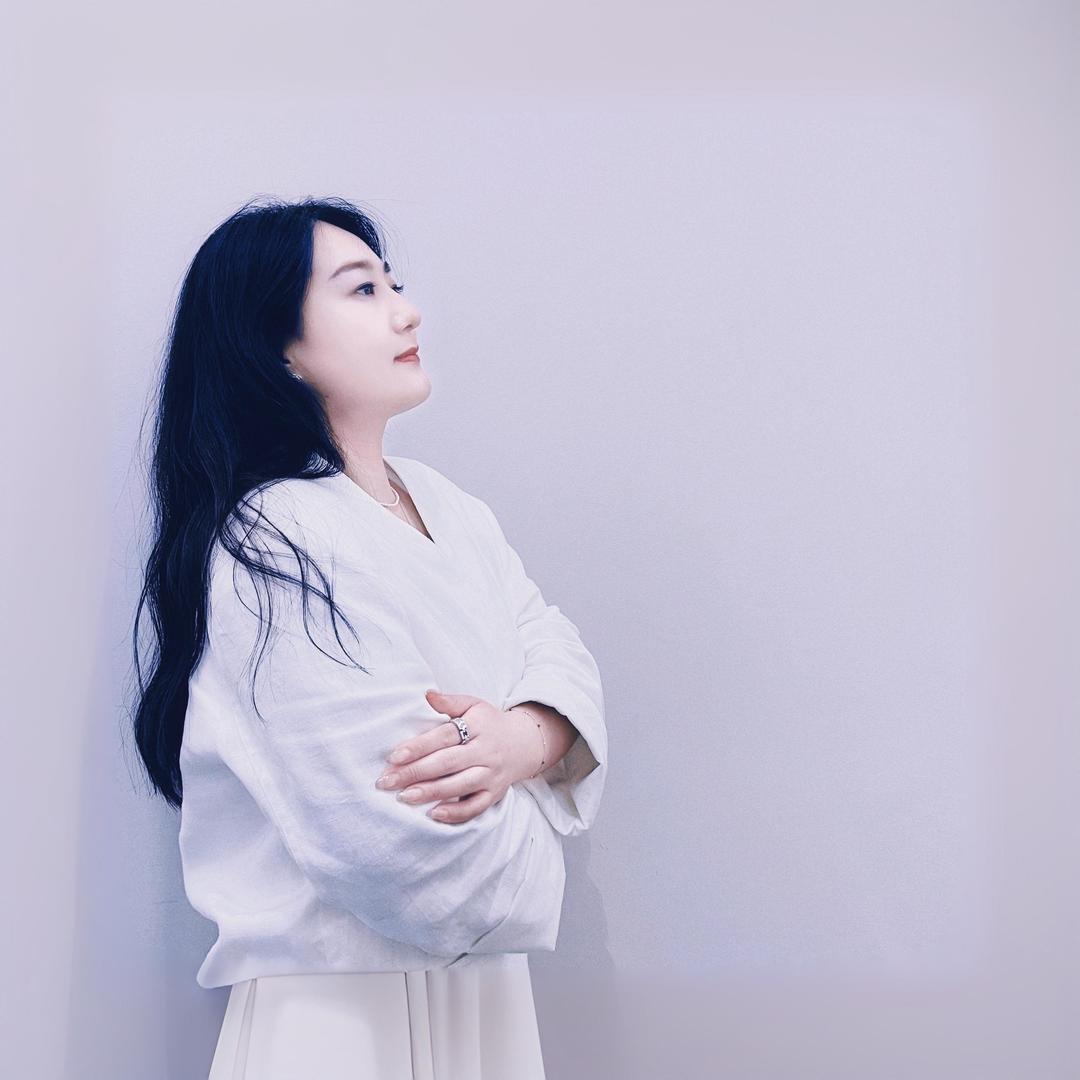 老房翻新玲玲丫头-Helen