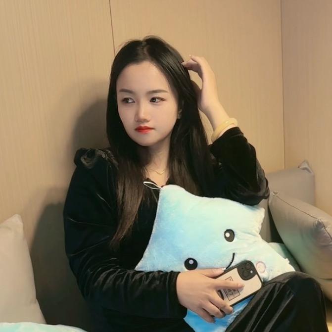 范范爱摆摊（袜子内衣）