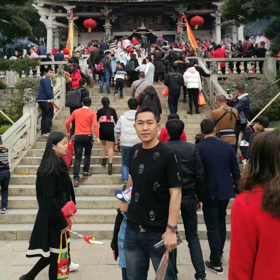 府霖