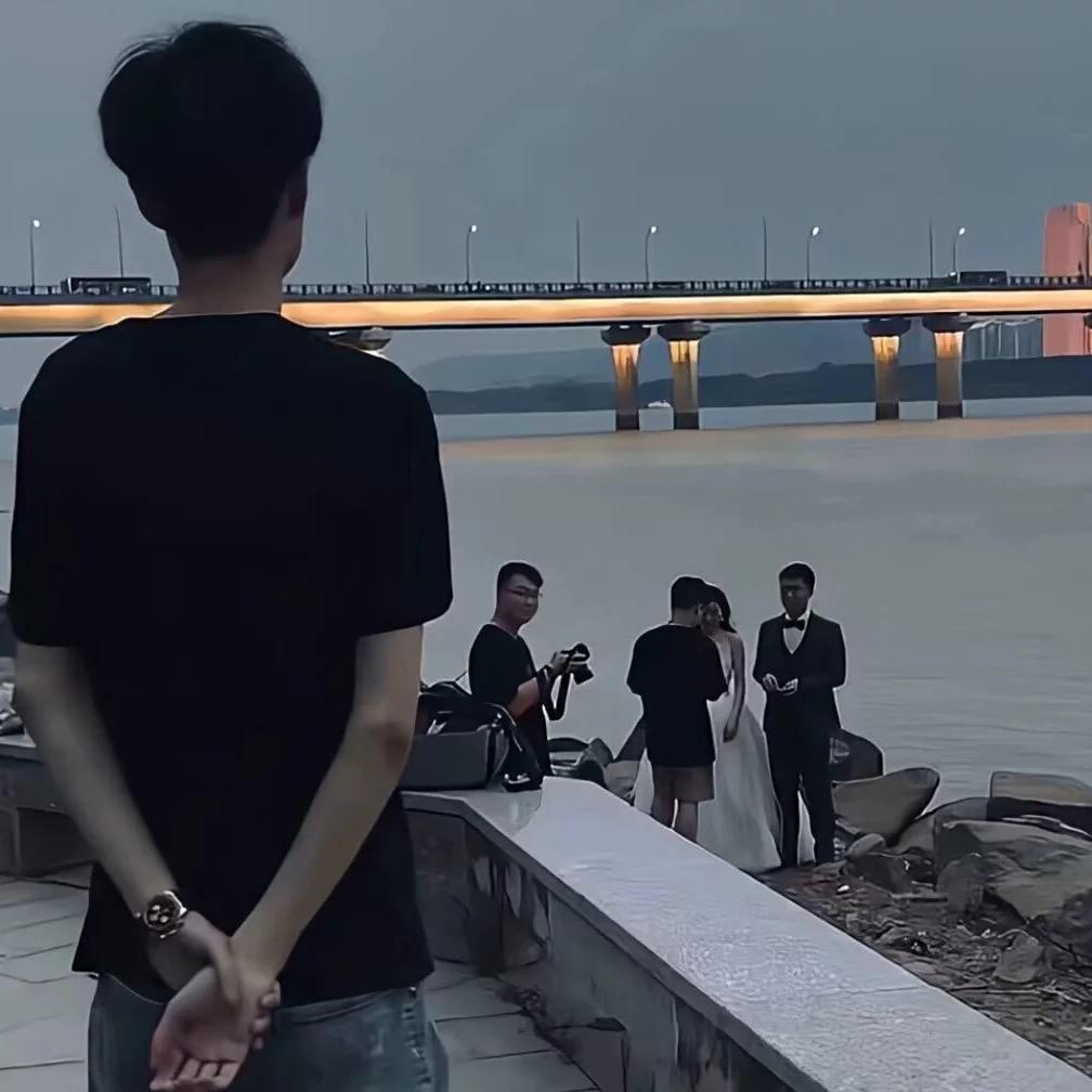 凉尘 🍃（汽租）