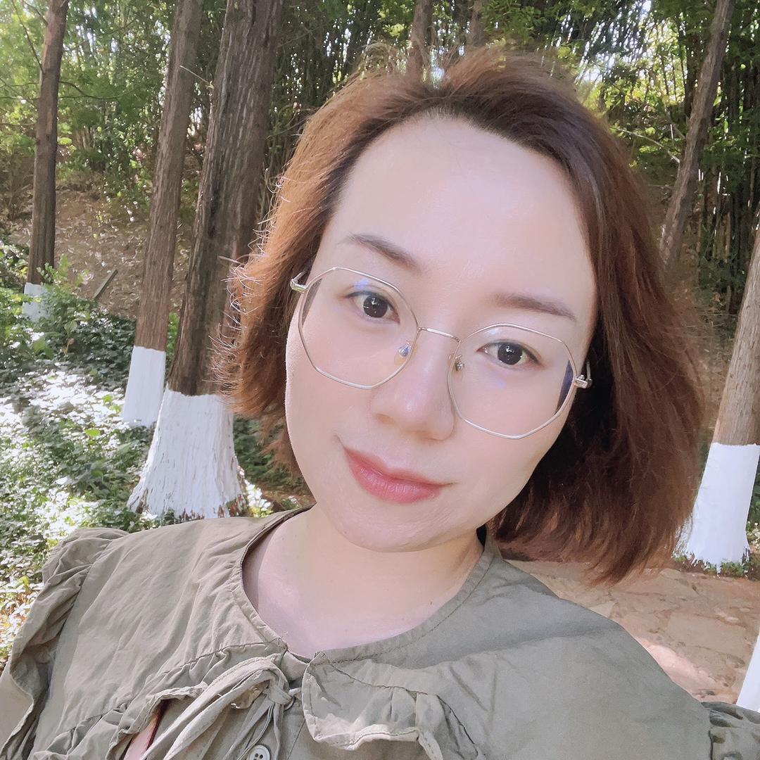 芳芳服饰