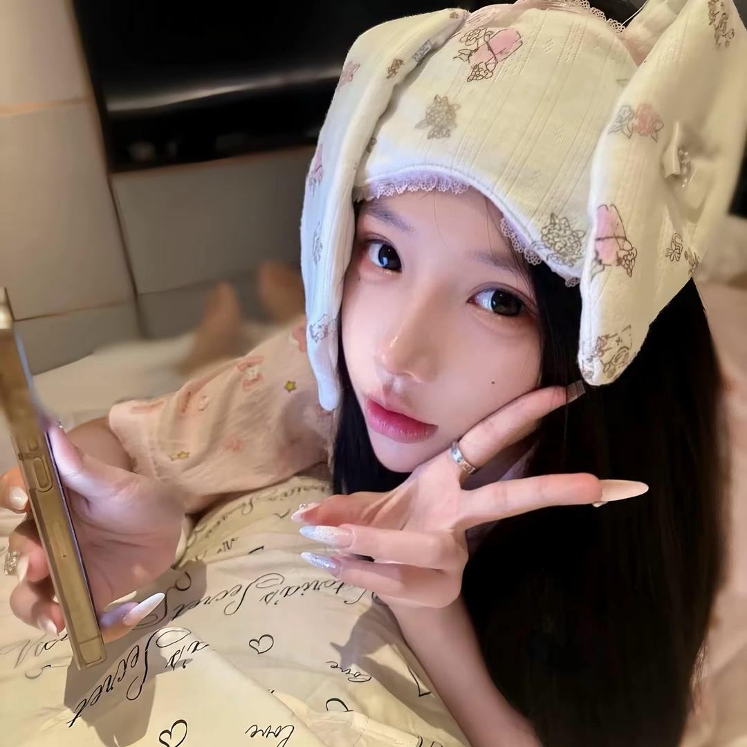 高冷有洁癖的总裁对挑着粪担的我一见钟情.