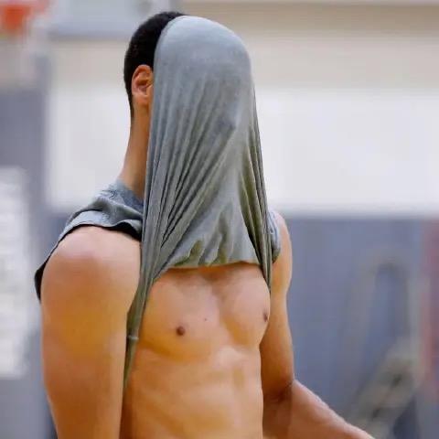 李拜天