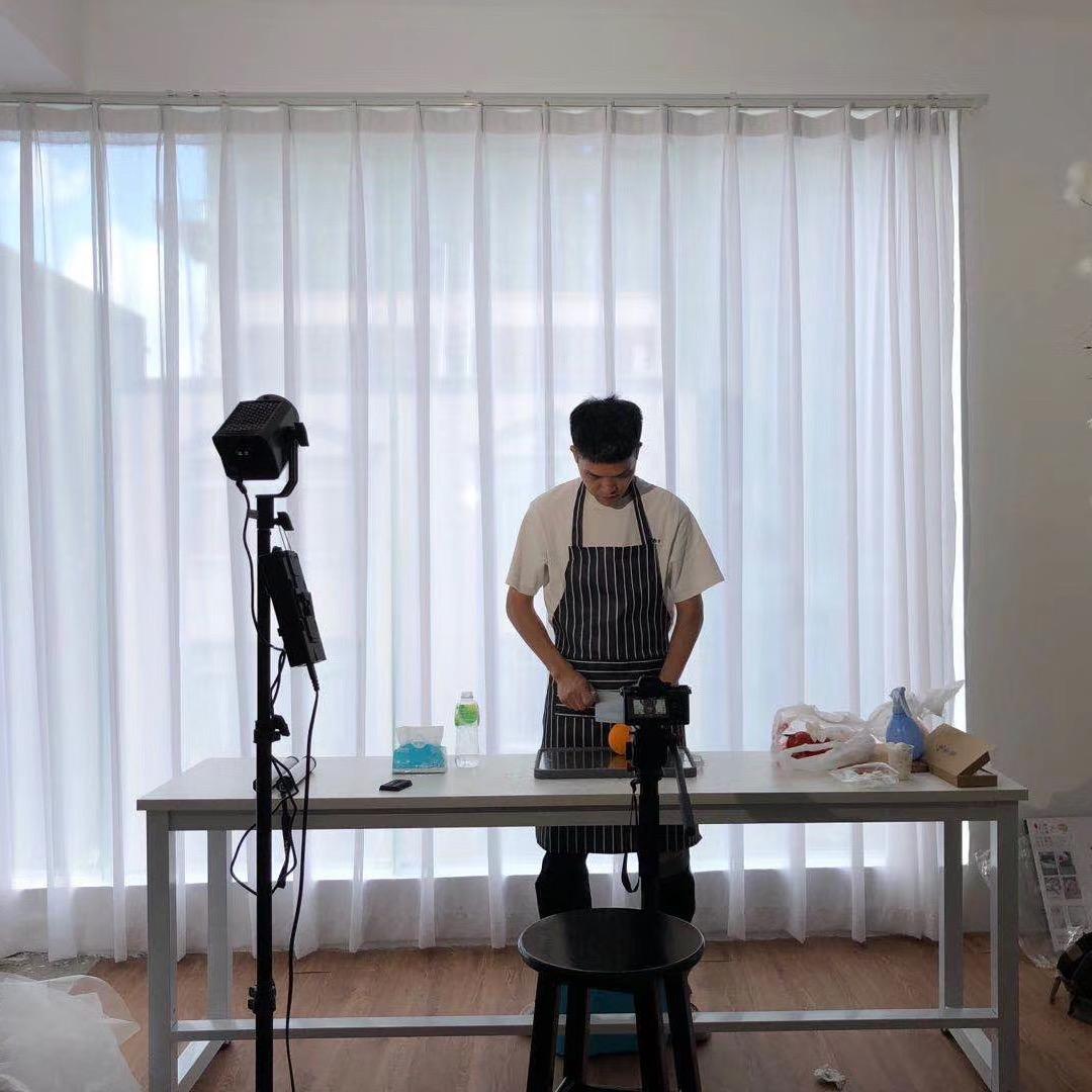 山野撇人