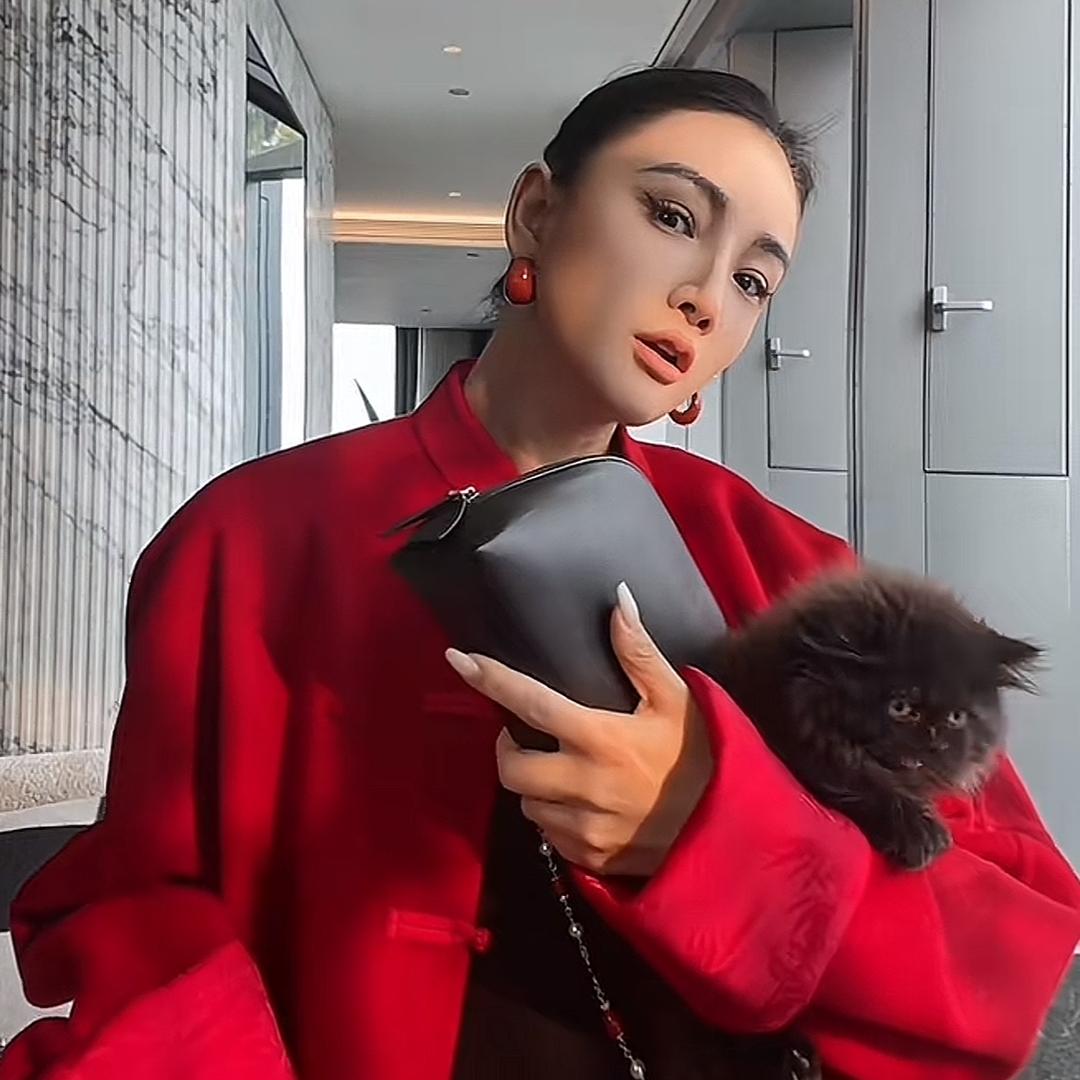 洛哥（穿搭分享）