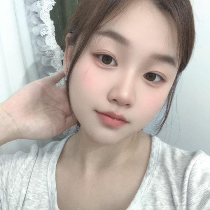 她们喊我晶晶