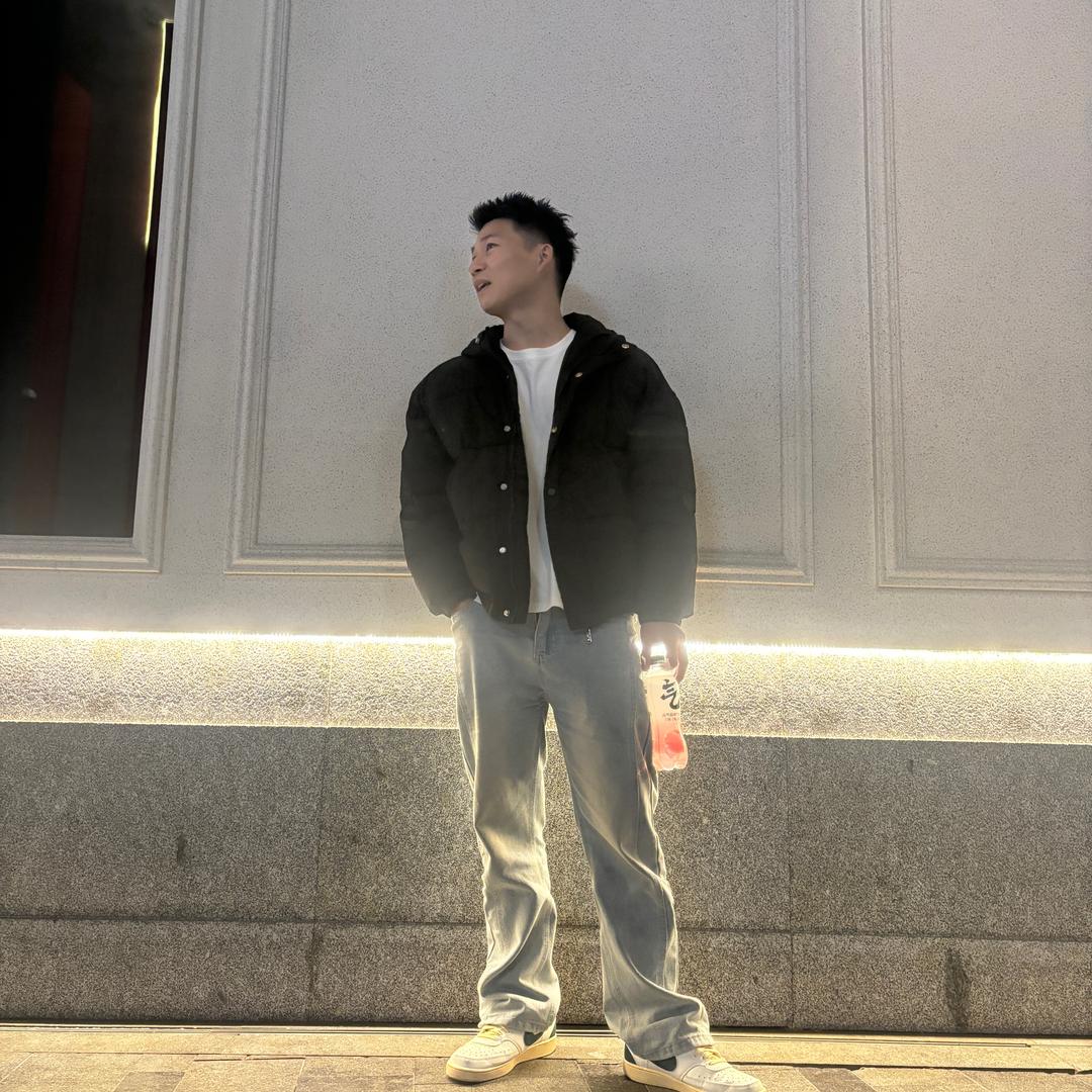 忆剪阿龙