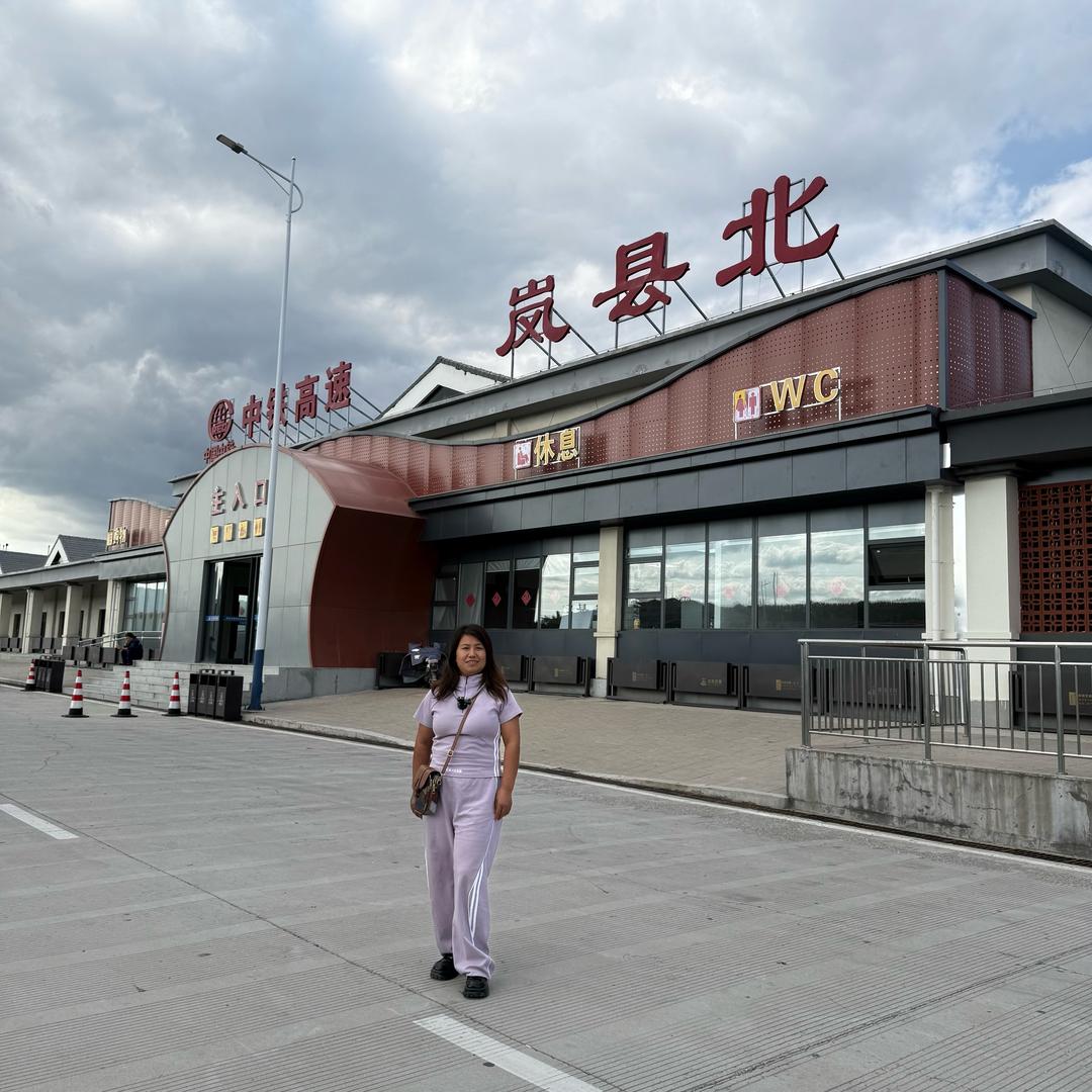 米素（货运女司机）