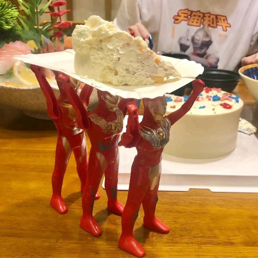 生啃芒果