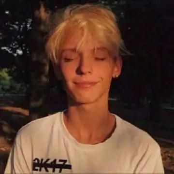 一个会唱歌的冬瓜